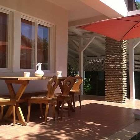 Eva Vendeghaz Villa Балатонлеле Екстериор снимка