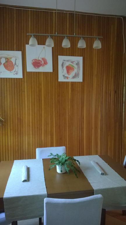 Eva Vendeghaz Villa Балатонлеле Екстериор снимка